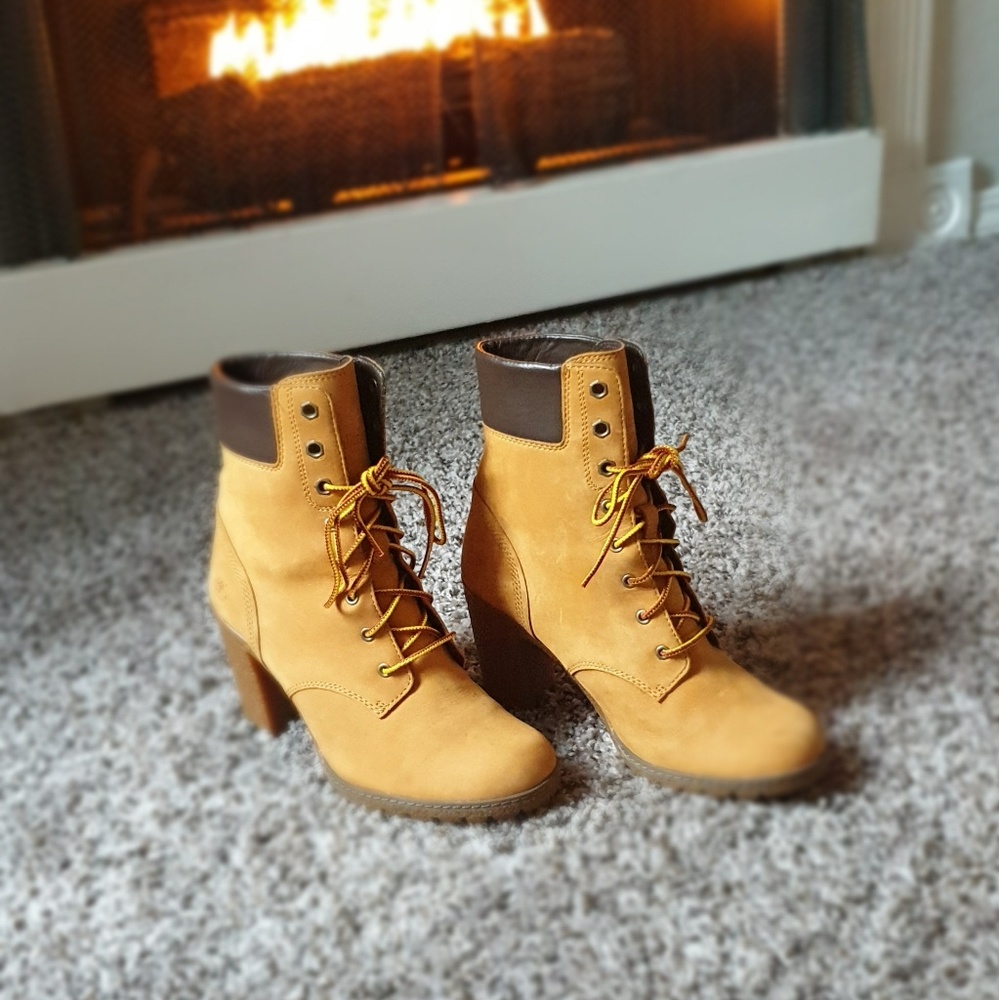 Near-New Timberland Glancy High Heel Boots